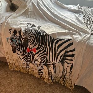 50 x 95 linen like curtains. gorgeous